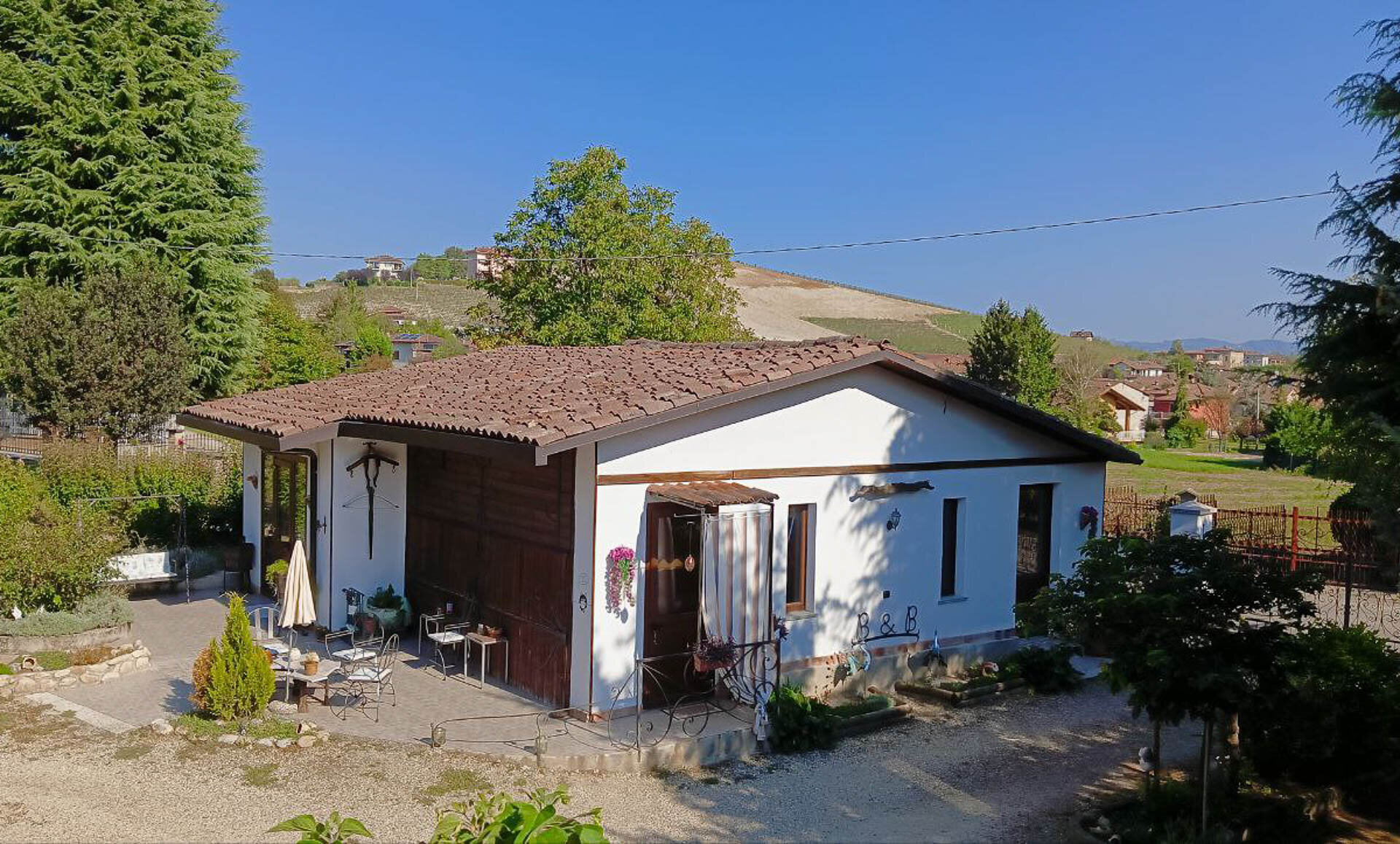 01 Visitlmr Immagini La Tua Vacanza Dove Dormire Dove Dormire Elenco Strutture Langhe Roero Piobesi D Alba Al Ben Servito 10294 Image Thumb 10294 Thumb1920 Piobesi D Alba Beb Al Ben Servito 3 8dc5eadd