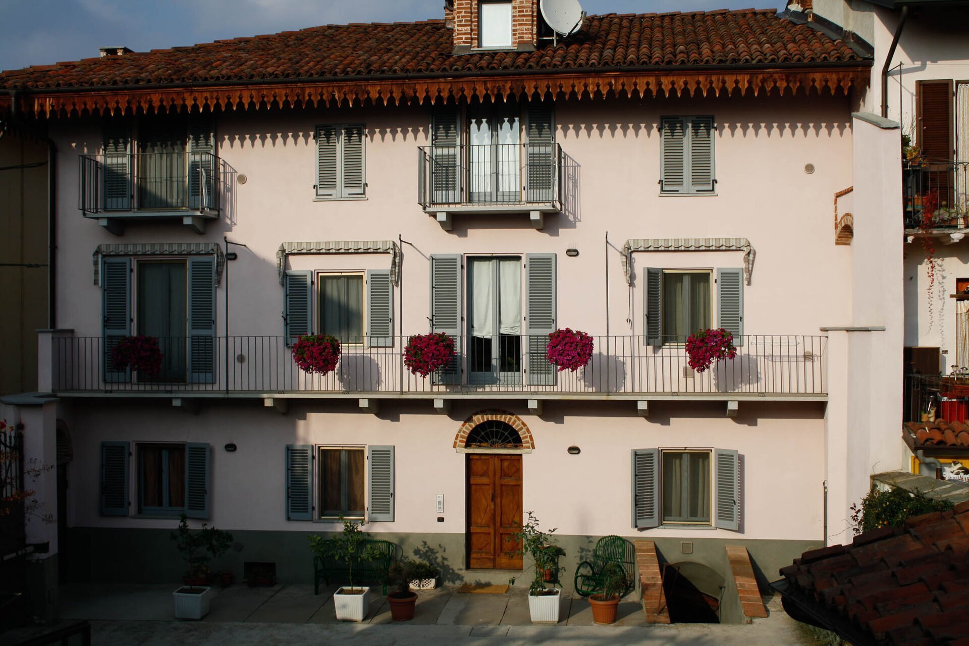 01 Visitlmr Immagini La Tua Vacanza Dove Dormire Dove Dormire Elenco Strutture Langhe Roero Monta Cav Ca Veja 6960 Image Thumb 6960 Thumb1920 Monta Cav Ca Veja 3 9707d23a