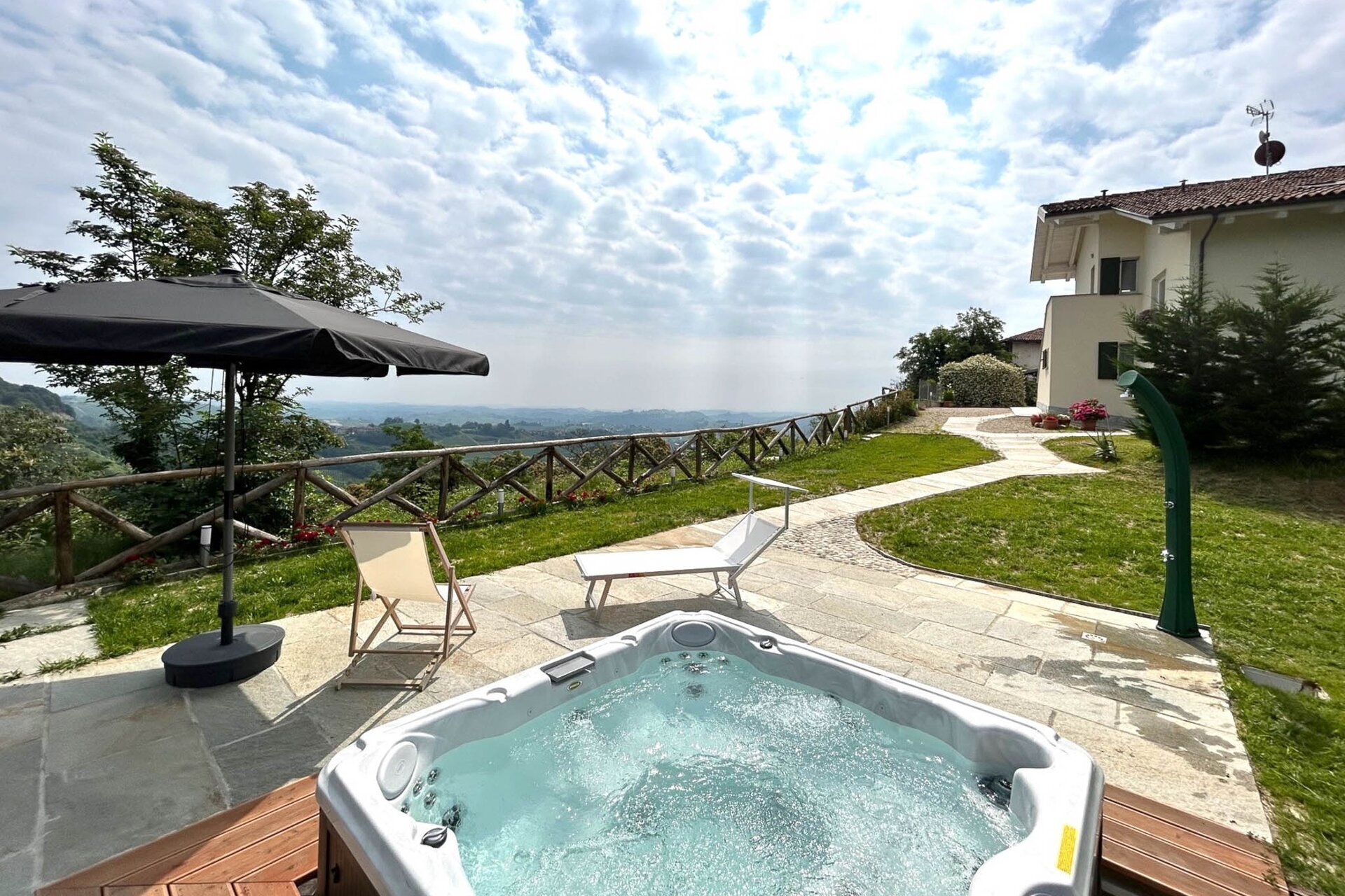 01 Visitlmr Immagini La Tua Vacanza Dove Dormire Dove Dormire Elenco Strutture Langhe Roero Montaldo Roero Cav Beb Casa Delle Rocche 6970 Image Thumb 6970 Thumb1920 Montaldo Roero Cavebeb Casa Delle Rocche 3 360ba71f
