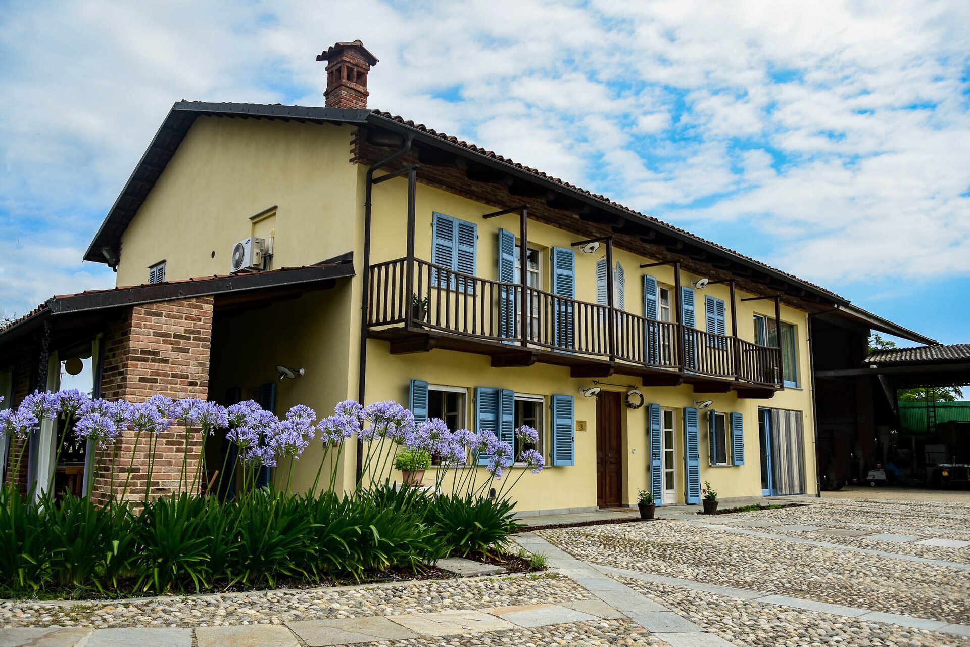 01 Visitlmr Immagini La Tua Vacanza Dove Dormire Dove Dormire Elenco Strutture Langhe Roero Monta Agr Cascina Ponchietta 6955 Image Thumb 6955 Thumb1920 Monta Agr Cascina Ponchietta 1 Fe07f3ef
