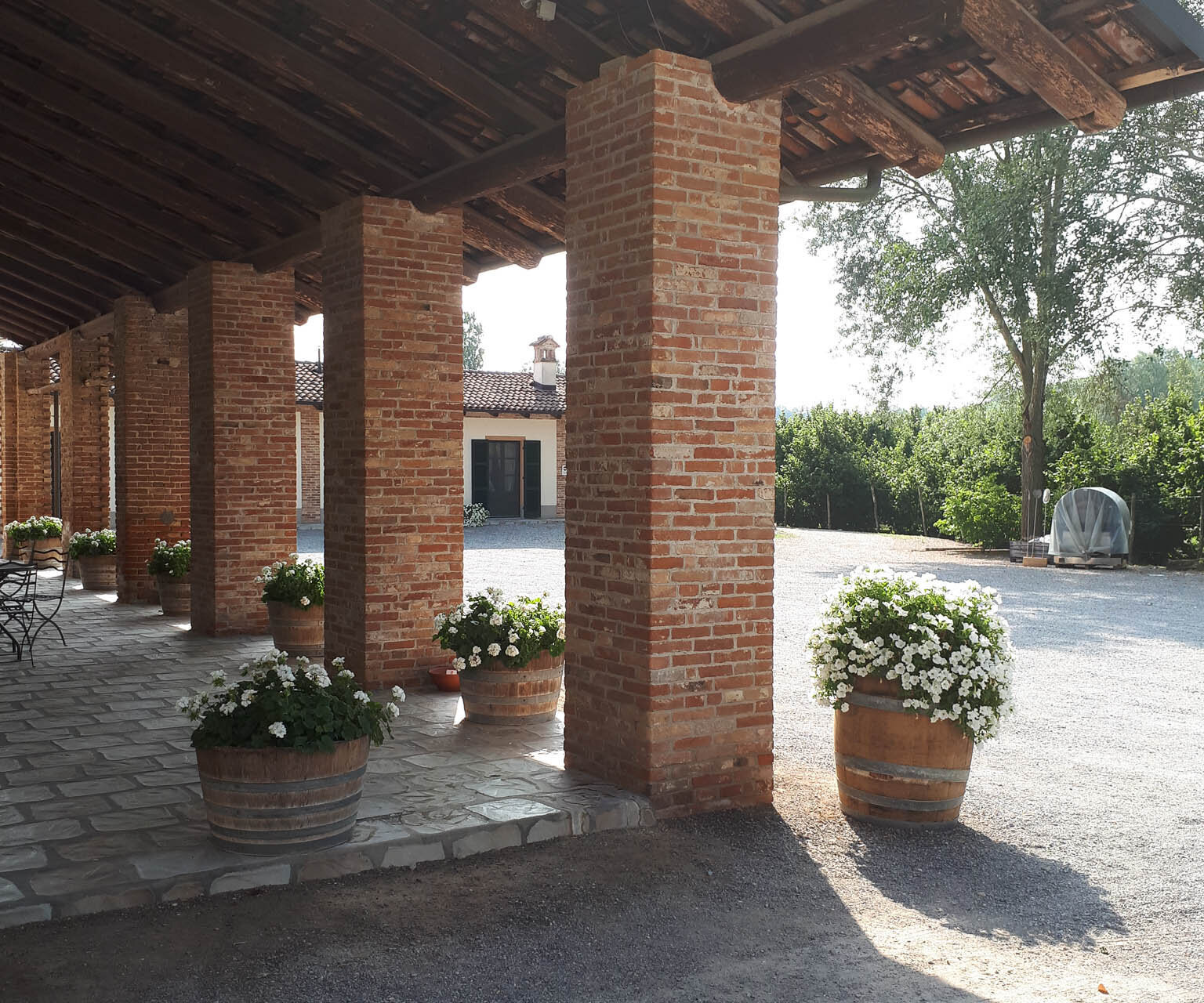 01 Visitlmr Immagini La Tua Vacanza Dove Dormire Dove Dormire Elenco Strutture Langhe Roero Monticello D Alba Agr La Cascinetta 6410 Image Thumb 6410 Thumb1920 Monticello D Alba Agr La Cascinetta 1 Dd9dad18