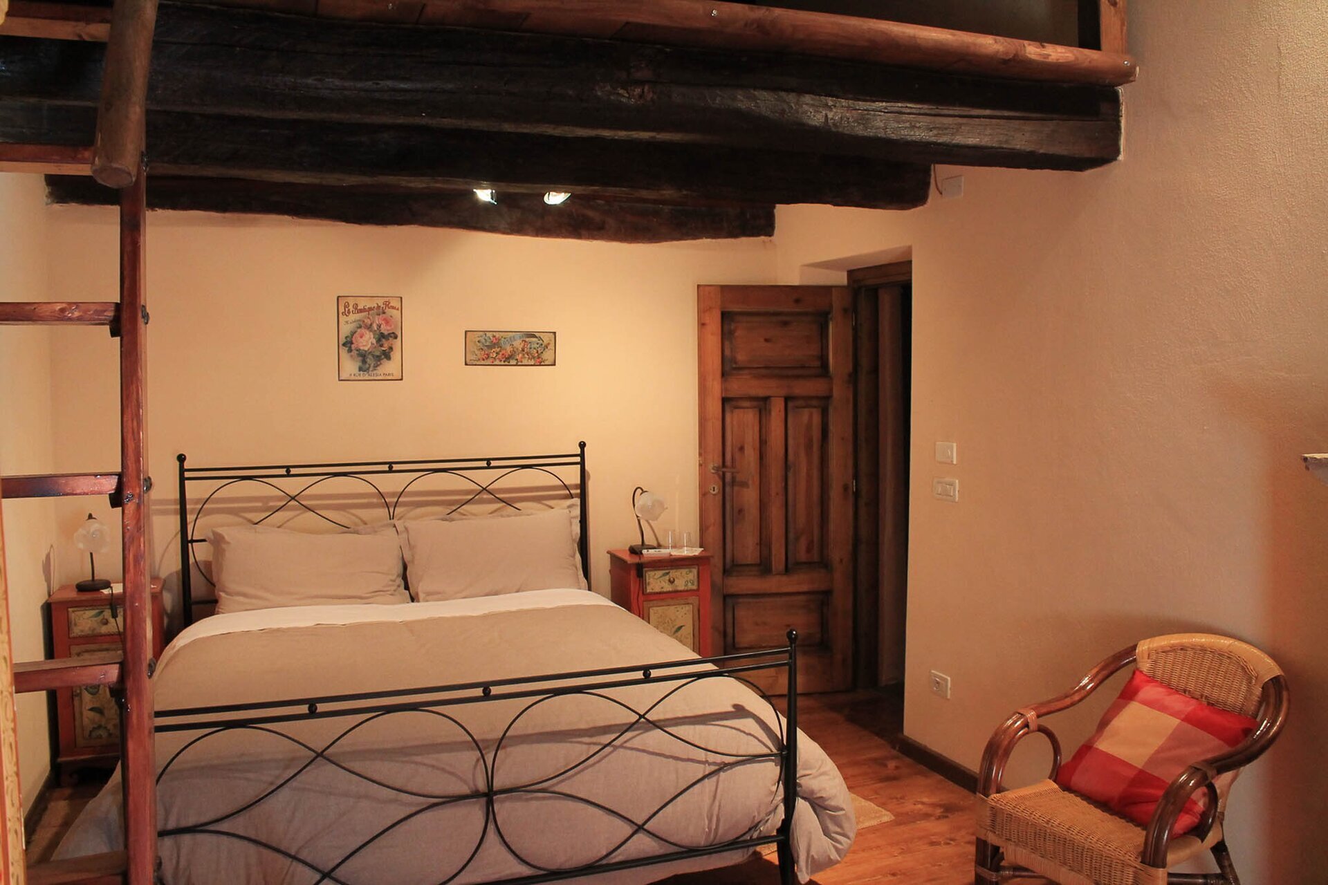 01 Visitlmr Immagini La Tua Vacanza Dove Dormire Dove Dormire Elenco Strutture Langhe Roero Pocapaglia Aff La Collina Dei Passeri 10297 Image Thumb 10297 Thumb1920 Pocapaglia Aff La Collina Dei Passeri 2 B8f76bf0