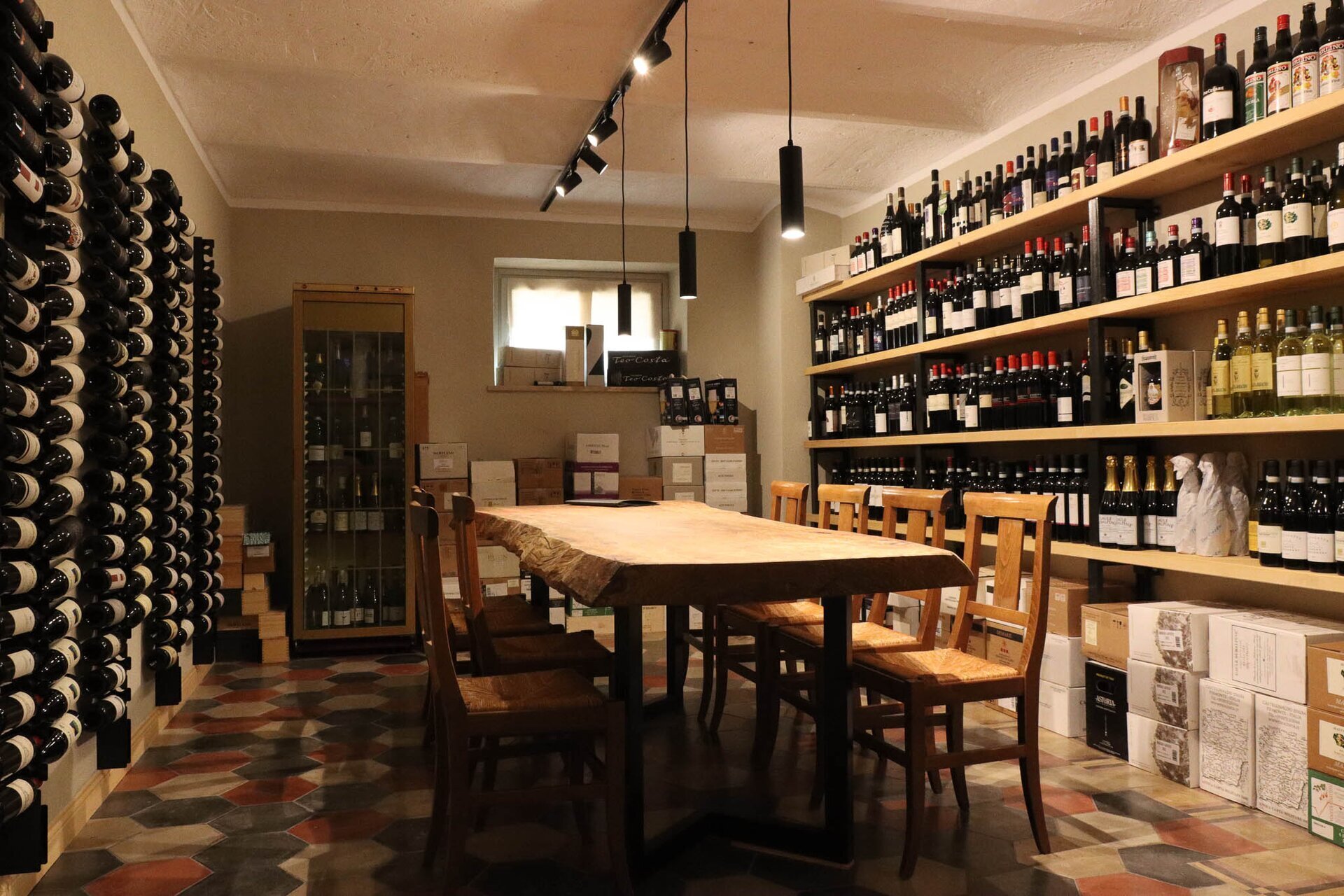 01 Visitlmr Immagini La Tua Vacanza Dove Mangiare Dove Mangiare Elenco Ristoranti Langhe Roero Vezza D Alba Di Vin Roero 5648 Image Thumb 5648 Thumb1920 Vezza D Alba Di Vin Roero 1 5b8e4dd7
