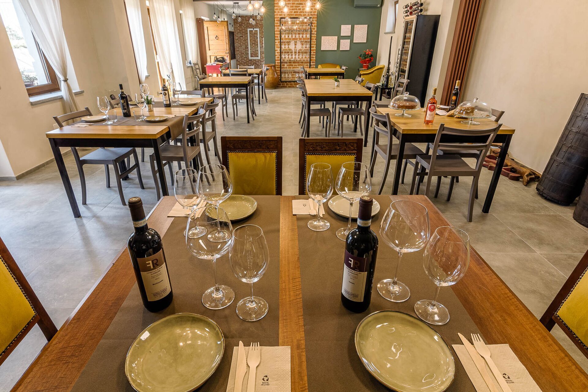 01 Visitlmr Immagini La Tua Vacanza Dove Mangiare Dove Mangiare Elenco Ristoranti Langhe Roero Santo Stefano Roero Francesco Rosso 5555 Image Thumb 5555 Thumb1920 Santo Stefano Roero Francesco Rosso 2 Af22f042