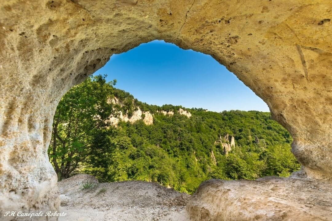 Rocche Pocapaglia Grotta Eremita